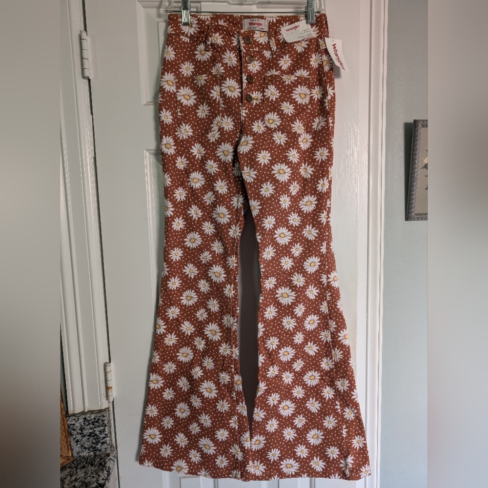Wrangler Brown Floral Pants
